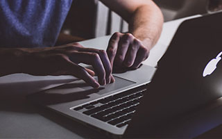 以下是一份针对 百度图片命名和SEO的完整指南，从核心原则到具体操作，帮你全面优化